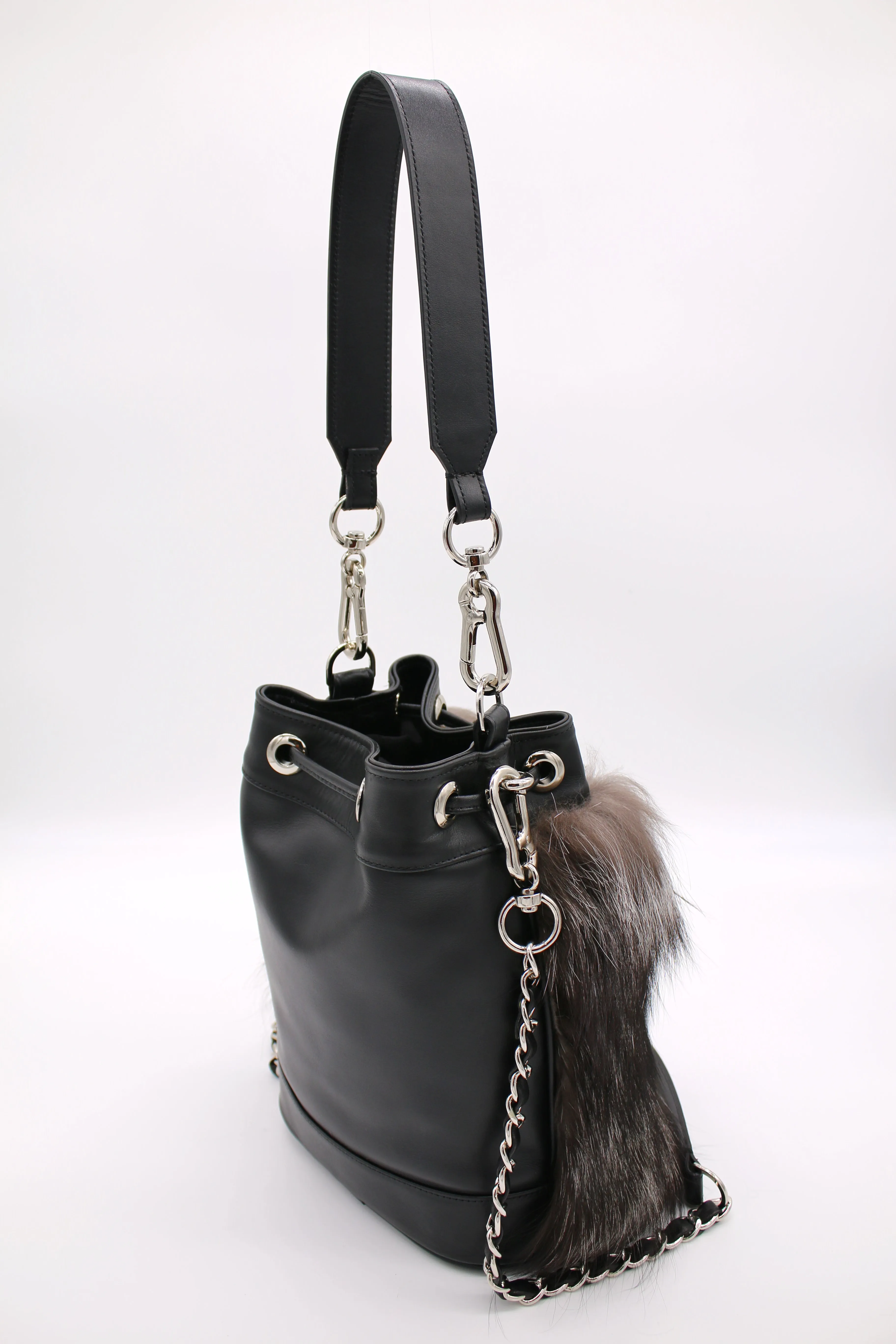 Brooklyn Bucket Bag | Black Ice Large