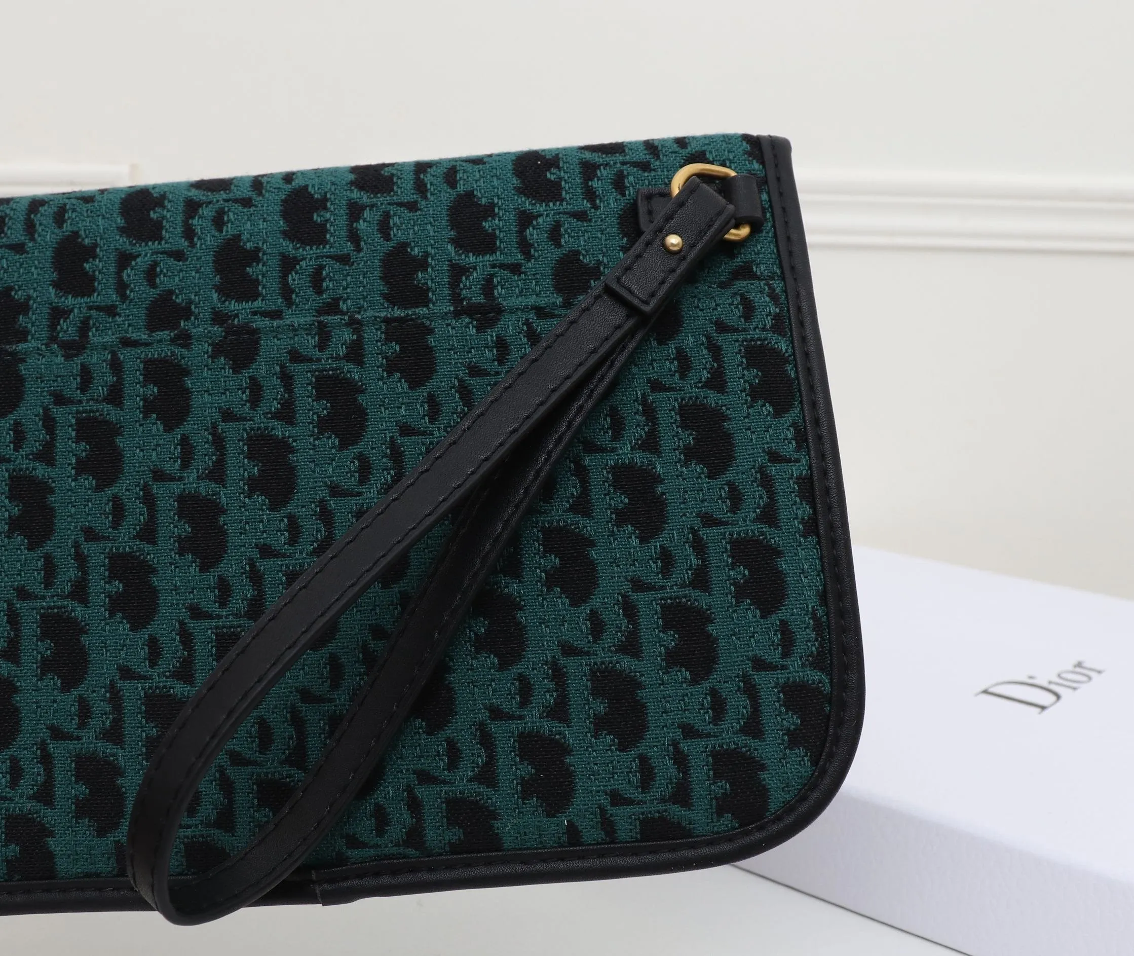 Designer Handbags DR 165