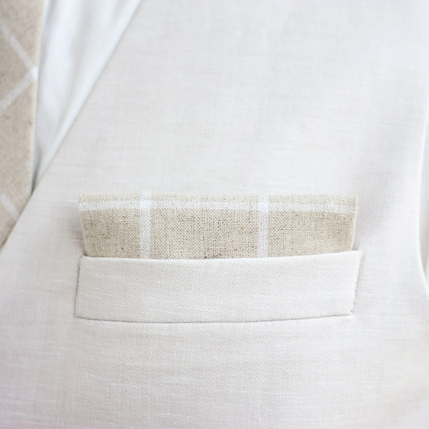 Men's Freestyle Self-Tie Bow Tie / Natural Linen Window Pane